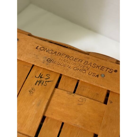 Longaberger 1995 Christmas Collection Cranberry Basket-Cloth Liner & Protector - Picture 6 of 6